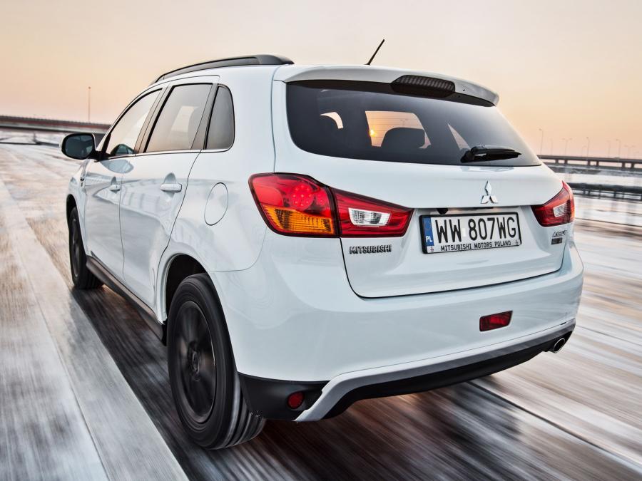  Mitsubishi ASX RalliArt 2014 года  (фото 6 из 21)